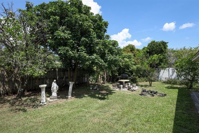 1675 THORNHILL CIRCLE, Oviedo, FL 32765