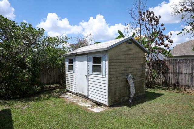 1675 THORNHILL CIRCLE, Oviedo, FL 32765