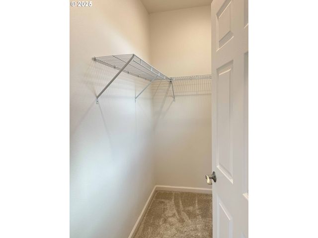 1577 37TH St, Florence, OR 97439