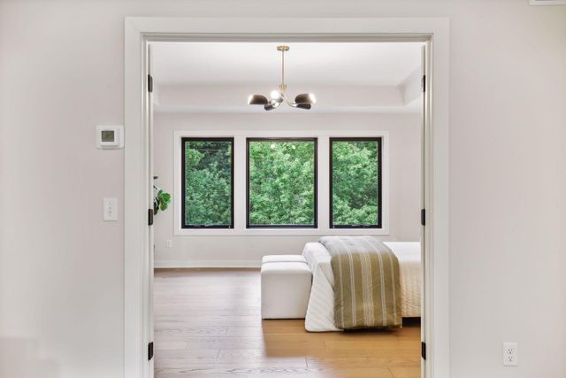 5304 Hollywood Road, Edina, MN 55436