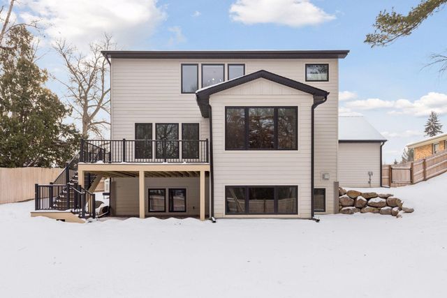 5304 Hollywood Road, Edina, MN 55436