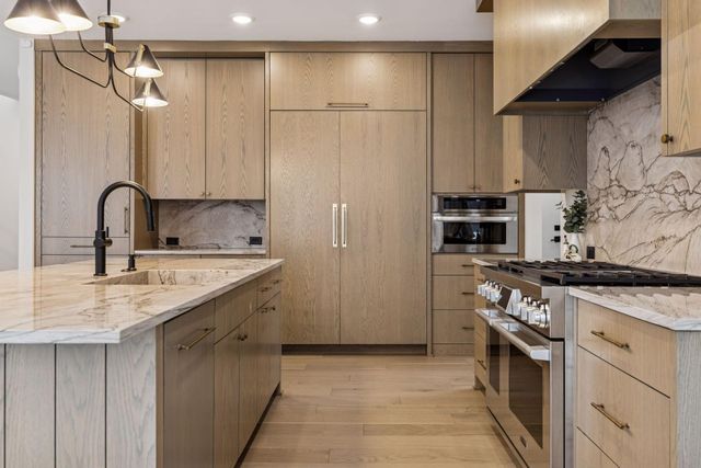 5304 Hollywood Road, Edina, MN 55436