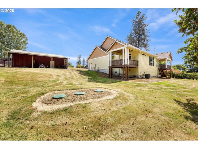 102 Nw 164TH St, Ridgefield, WA 98642