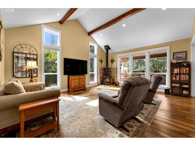 102 Nw 164TH St, Ridgefield, WA 98642