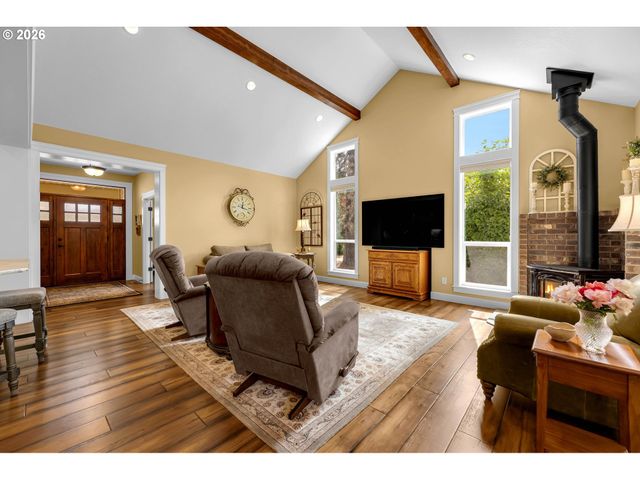 102 Nw 164TH St, Ridgefield, WA 98642