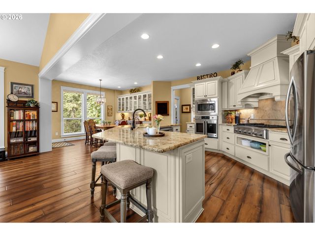 102 Nw 164TH St, Ridgefield, WA 98642