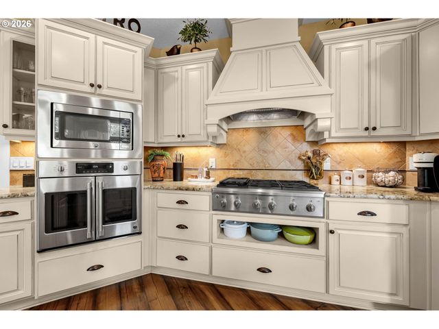 102 Nw 164TH St, Ridgefield, WA 98642