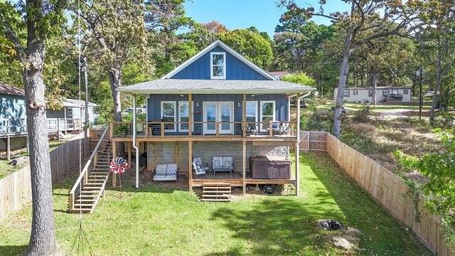 17225 Lake Side Drive, Flint, TX 75762