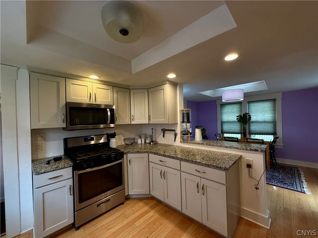 136 Kensington Place, Syracuse, NY 13210