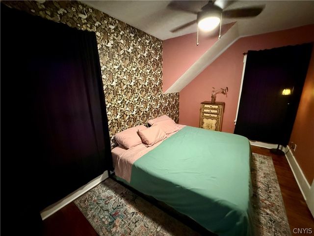 136 Kensington Place, Syracuse, NY 13210