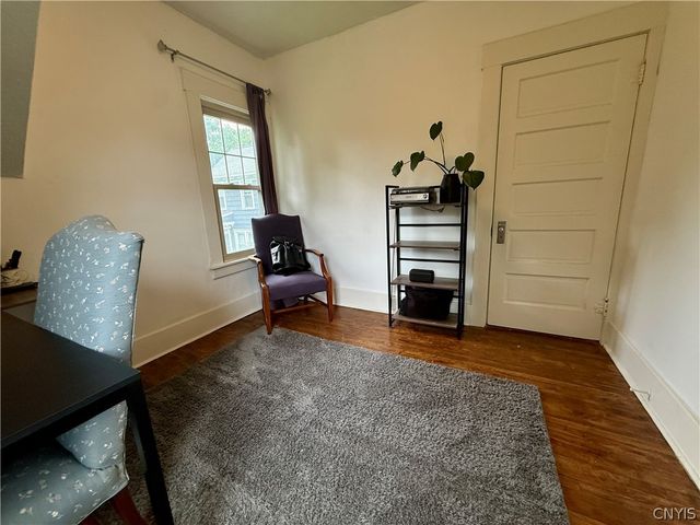 136 Kensington Place, Syracuse, NY 13210