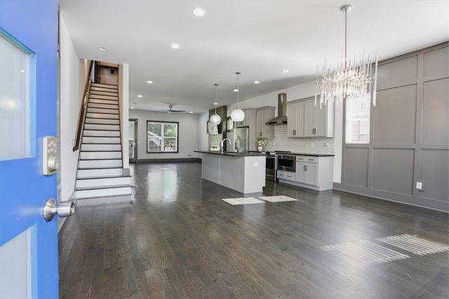 1826 Knowles St, Nashville, TN 37208