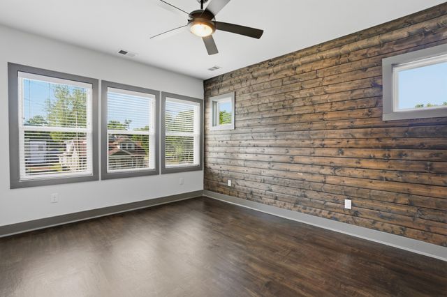 1826 Knowles St, Nashville, TN 37208