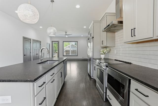 1826 Knowles St, Nashville, TN 37208