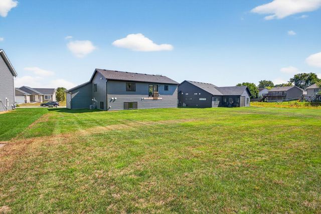 251 Stonelake Drive SE, Rochester, MN 55904