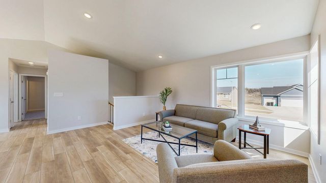 251 Stonelake Drive SE, Rochester, MN 55904