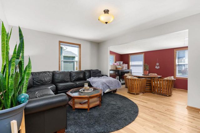 204 1st Street, Brooklyn, WI 53521