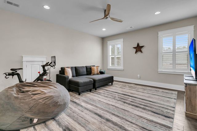 2671 Fountainhead Way, Mount Pleasant, SC 29466