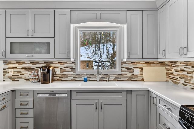 3061 Sherwood Court, Muskegon City, MI 49441