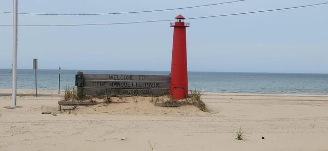 3061 Sherwood Court, Muskegon City, MI 49441