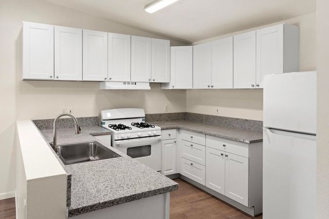 66915 Vista Place, Desert Hot Springs, CA 92240