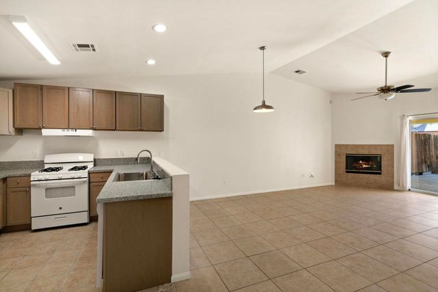 66915 Vista Place, Desert Hot Springs, CA 92240