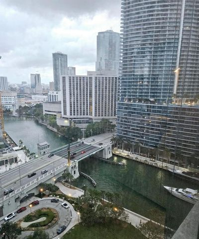 475 Brickell Ave 2115, Miami, FL 33131