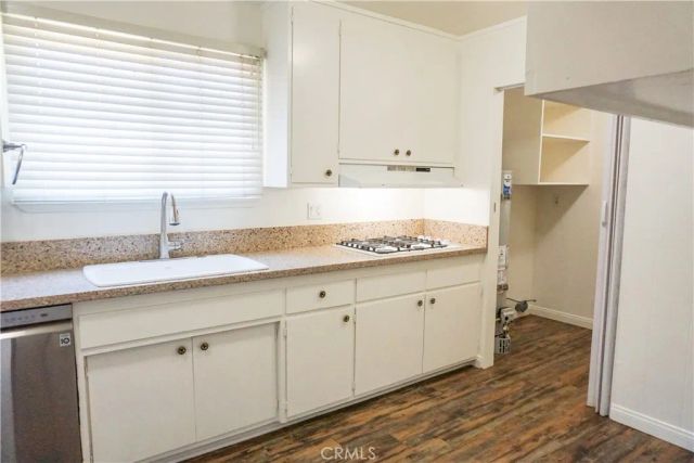 23003 Runnymede Street, West Hills, CA 91307