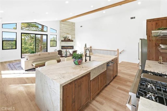 455 Tanglewood, Big Bear City, CA 92314