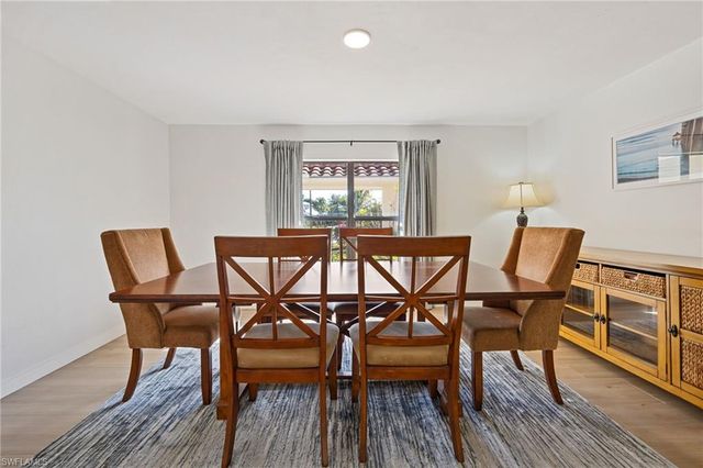 9876 White Sands PL, Bonita Springs, FL 34135