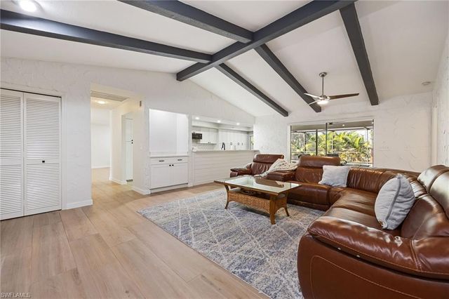 9876 White Sands PL, Bonita Springs, FL 34135