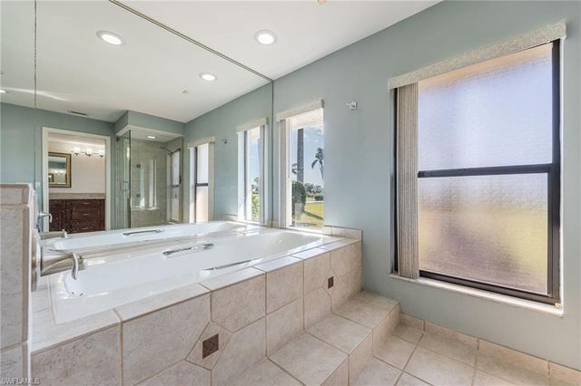 9876 White Sands PL, Bonita Springs, FL 34135