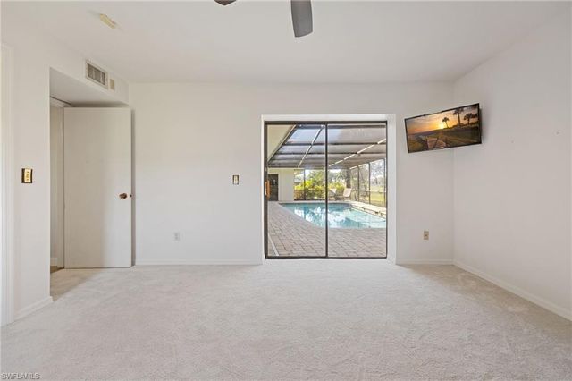 9876 White Sands PL, Bonita Springs, FL 34135