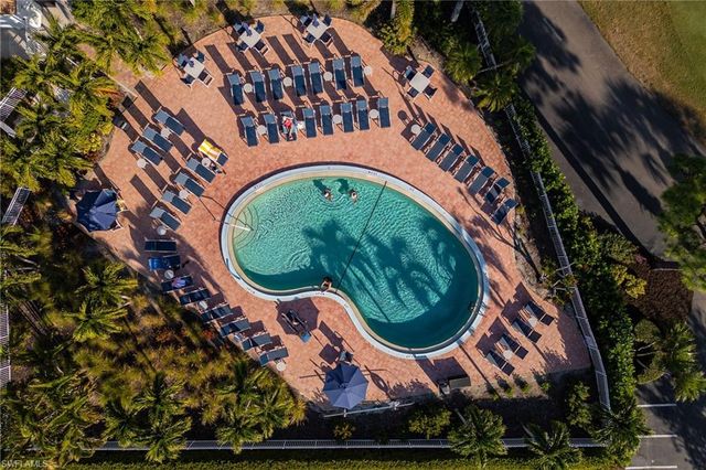 9876 White Sands PL, Bonita Springs, FL 34135