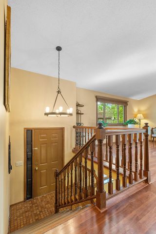 850 Martha Lake Court, Shoreview, MN 55126