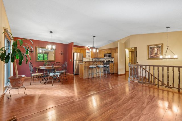 850 Martha Lake Court, Shoreview, MN 55126