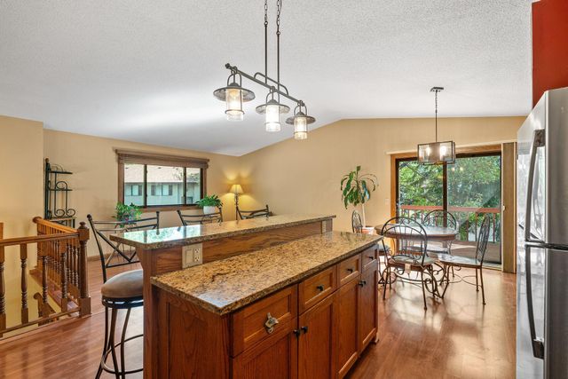 850 Martha Lake Court, Shoreview, MN 55126