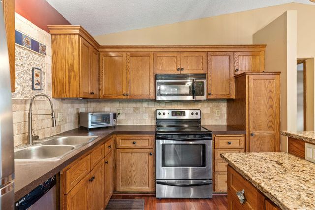 850 Martha Lake Court, Shoreview, MN 55126