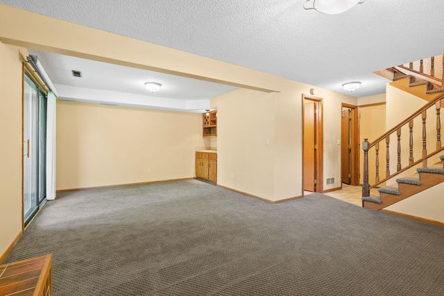 850 Martha Lake Court, Shoreview, MN 55126
