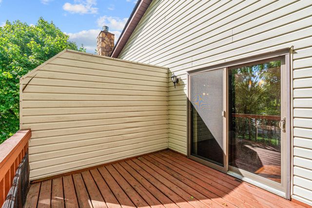 850 Martha Lake Court, Shoreview, MN 55126