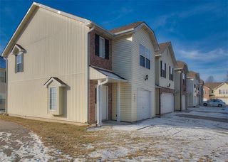 273-277 NE Adams Dairy Parkway, Blue Springs, MO 64014