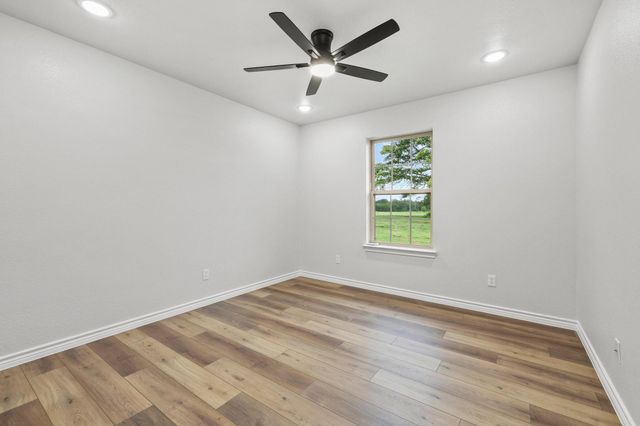 1250 County Road 2280, Telephone, TX 75488