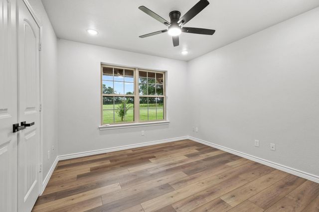 1250 County Road 2280, Telephone, TX 75488