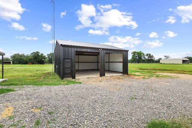 1250 County Road 2280, Telephone, TX 75488