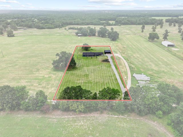 1250 County Road 2280, Telephone, TX 75488