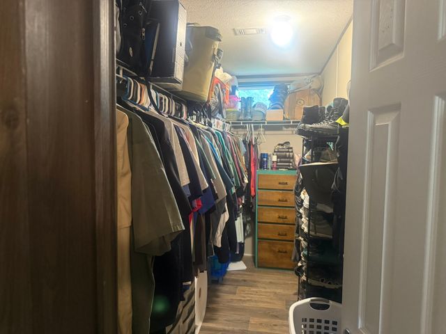 1200 Shoreline Circle, Chandler, TX 75758