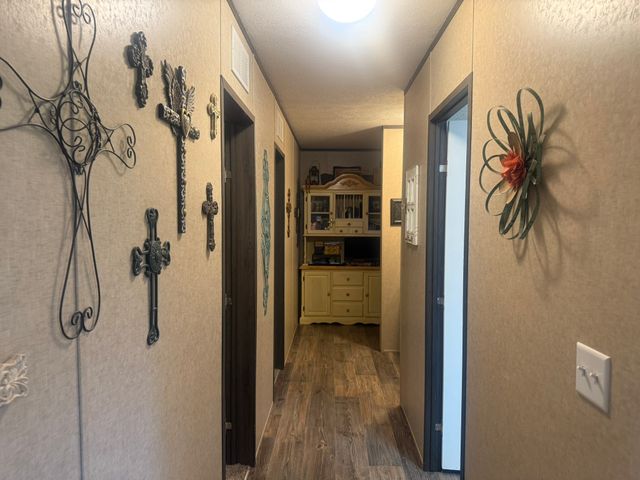 1200 Shoreline Circle, Chandler, TX 75758