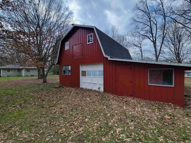 24713 Penwell Avenue, Elkhart, IN 46516