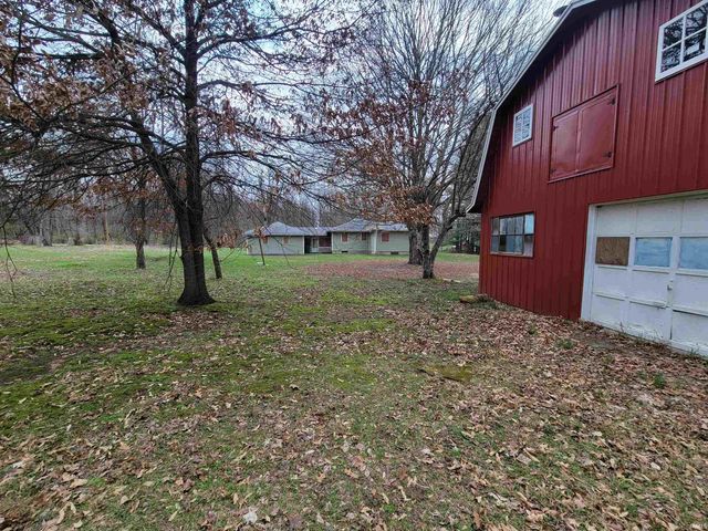 24713 Penwell Avenue, Elkhart, IN 46516