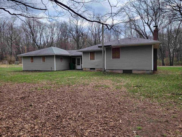 24713 Penwell Avenue, Elkhart, IN 46516